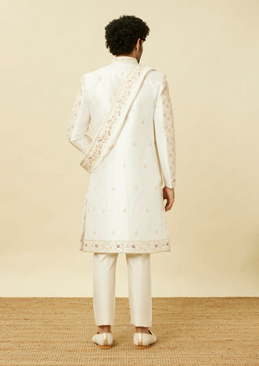 alt message - Twamev Men Luxe White Sherwani image number 4