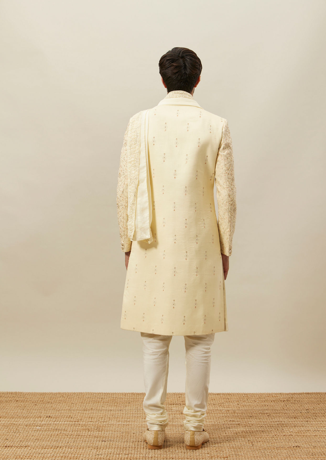 alt message - Twamev Men Beige Embroidered Sherwani Set image number 3