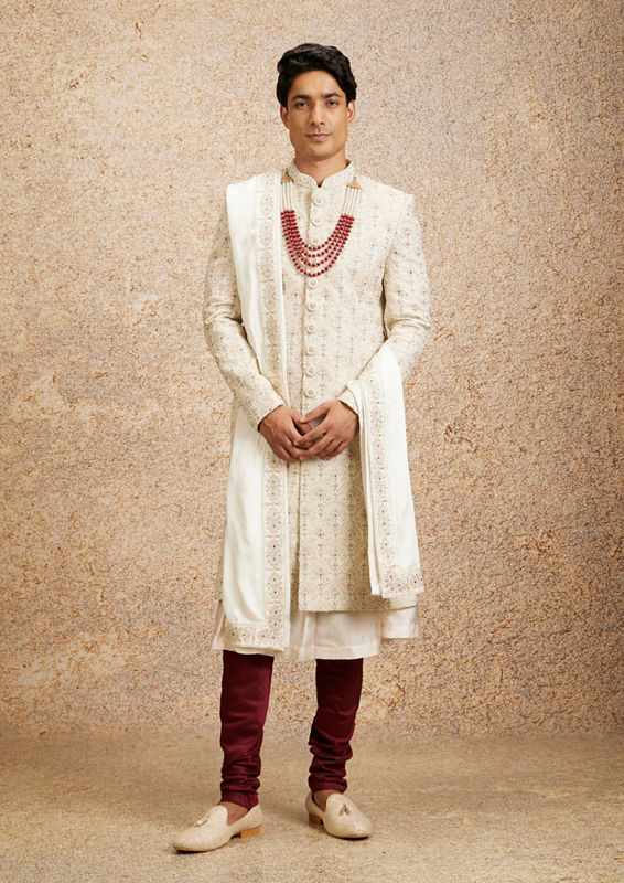 alt message - Twamev Men Cream Maroon Floral Trellis Patterned Sherwani Set image number 2