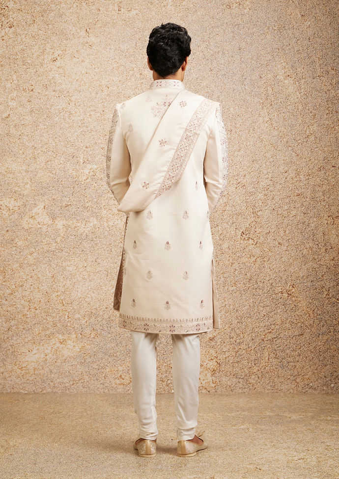 alt message - Twamev Men Stunning Cream Sherwani image number 3