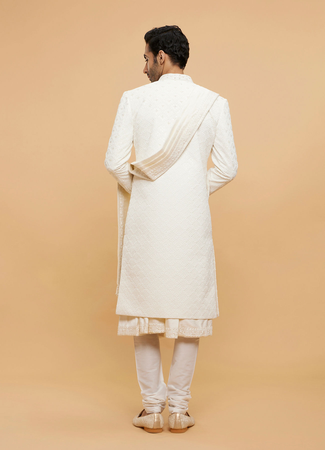 Twamev Men Ivory Silk Thread Embroidered Sherwani