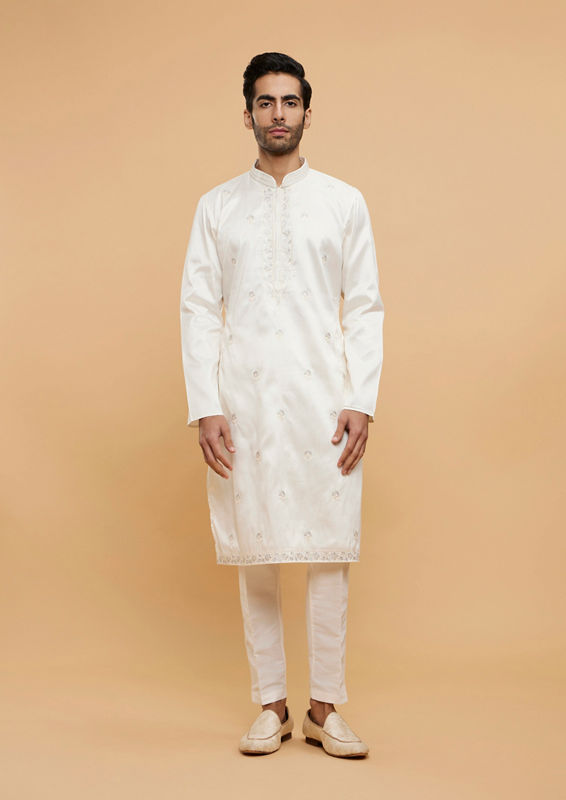 Twamev Men Warm White Bel Buti Embroidered Sherwani Set