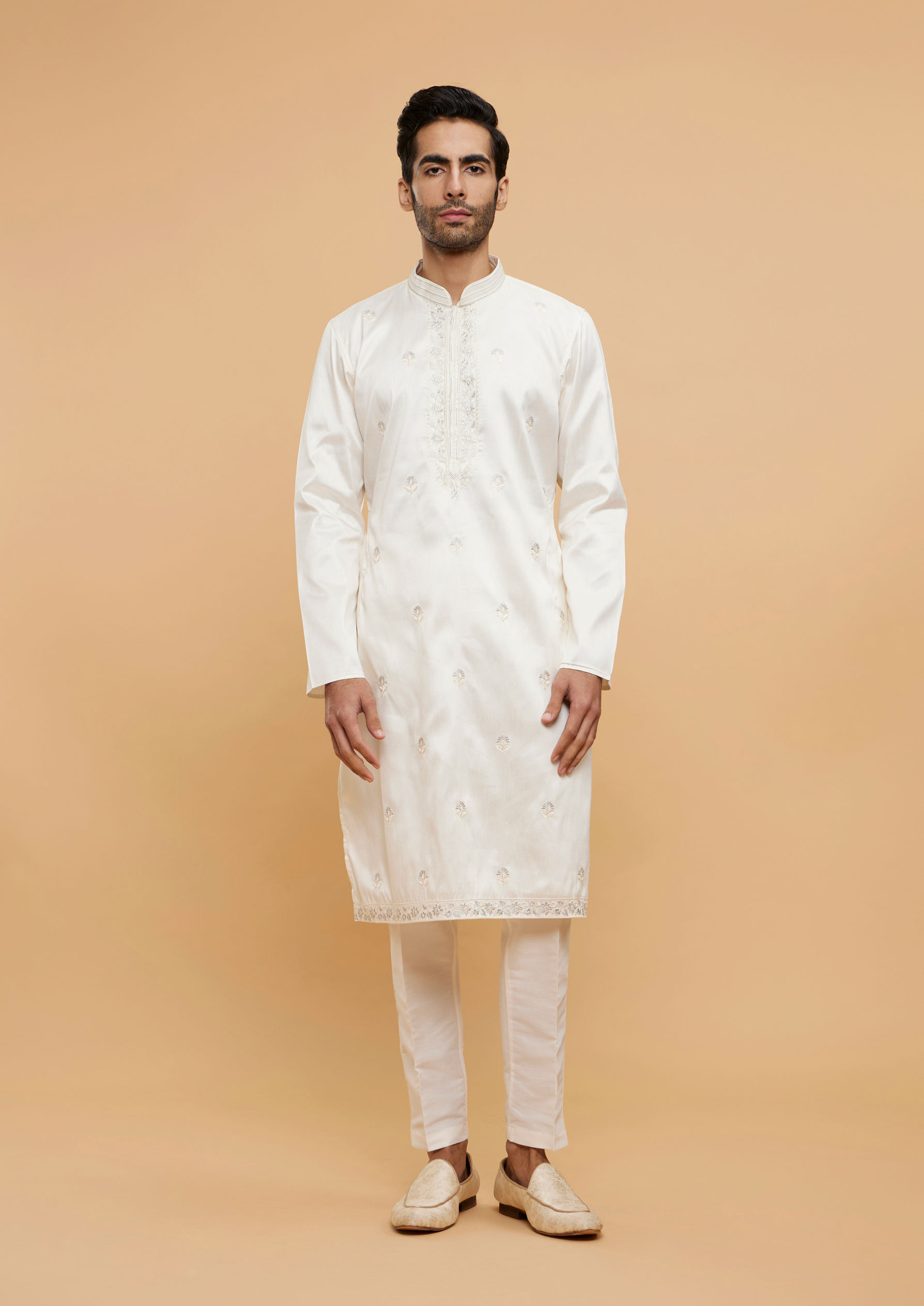 Twamev Men Warm White Bel Buti Embroidered Sherwani Set image number 2