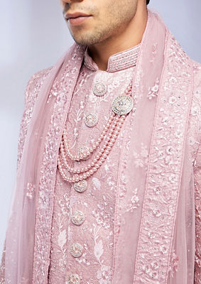 alt message - Twamev Men Dusty Pink Bel Buti Patterned Sherwani Set image number 1