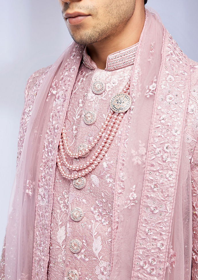 alt message - Twamev Men Dusty Pink Bel Buti Patterned Sherwani Set image number 1