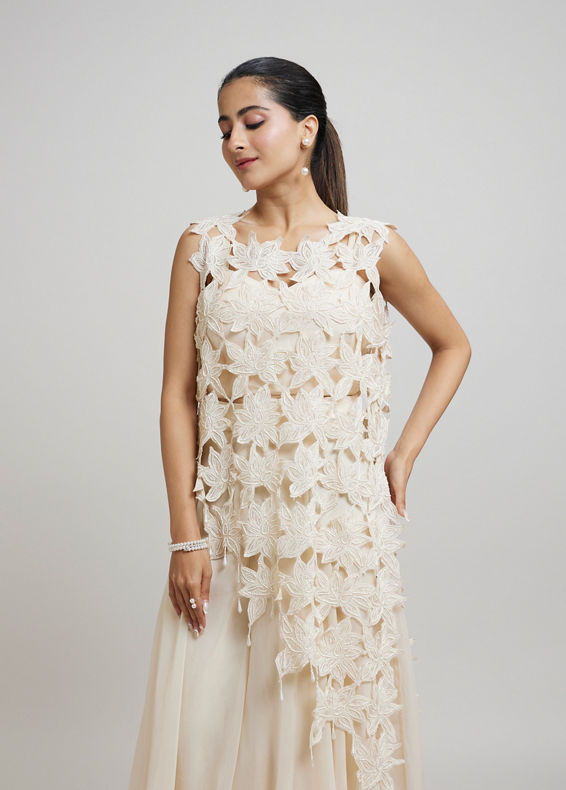 Twamev Women Heavenly Cream Organza Indo Western