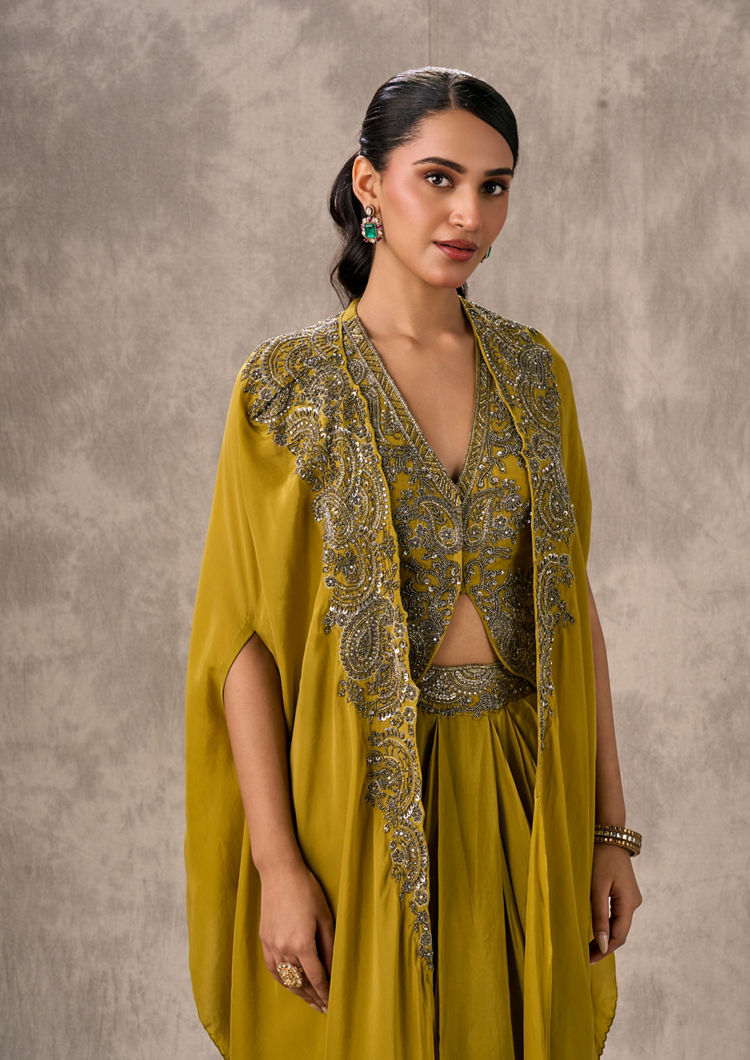 Twamev Women Green Satin Ensemble Indo Western