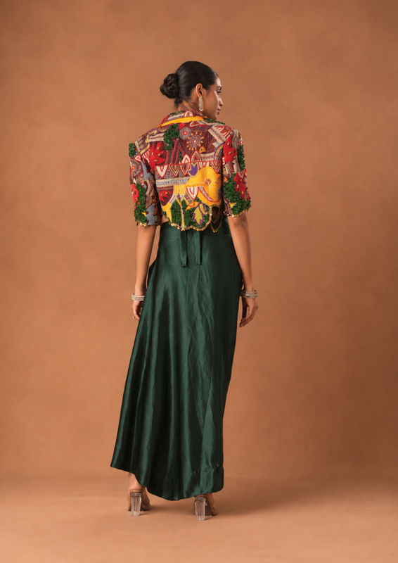 Twamev Women Green Art Silk Indo Western with Embroidery