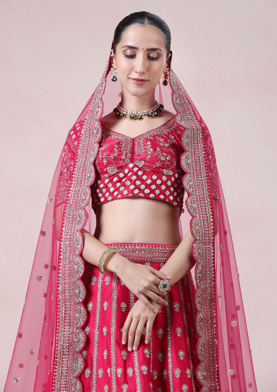 alt message - Twamev Women Royal Rani Lehenga image number 1