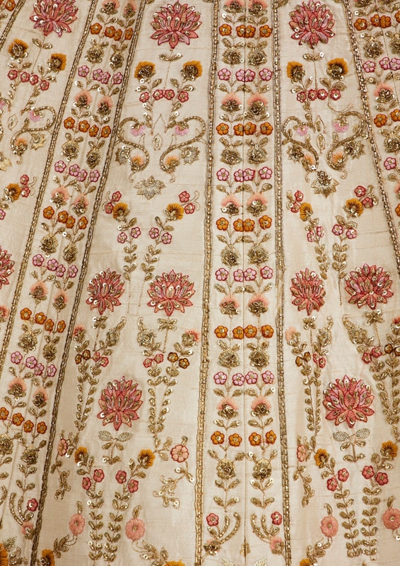 Twamev Women Cream Beige Floral Embroidered Lehenga with Paisley Patterns And Zari Work