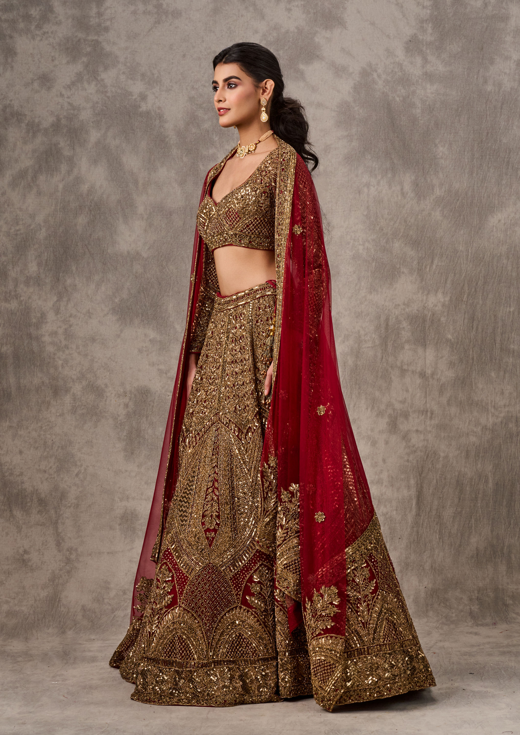 Twamev Women Regal Red Elegance Lehenga