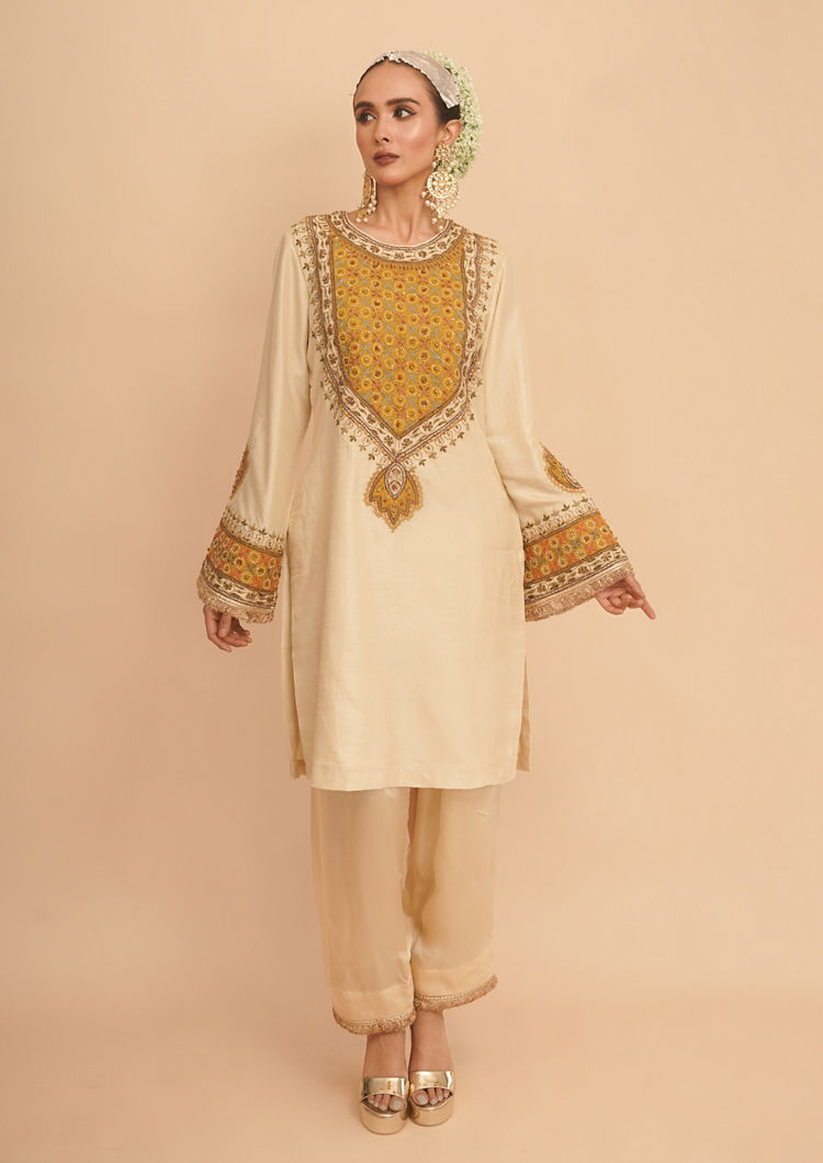 Twamev Women Cream Elegance Stitched Suit