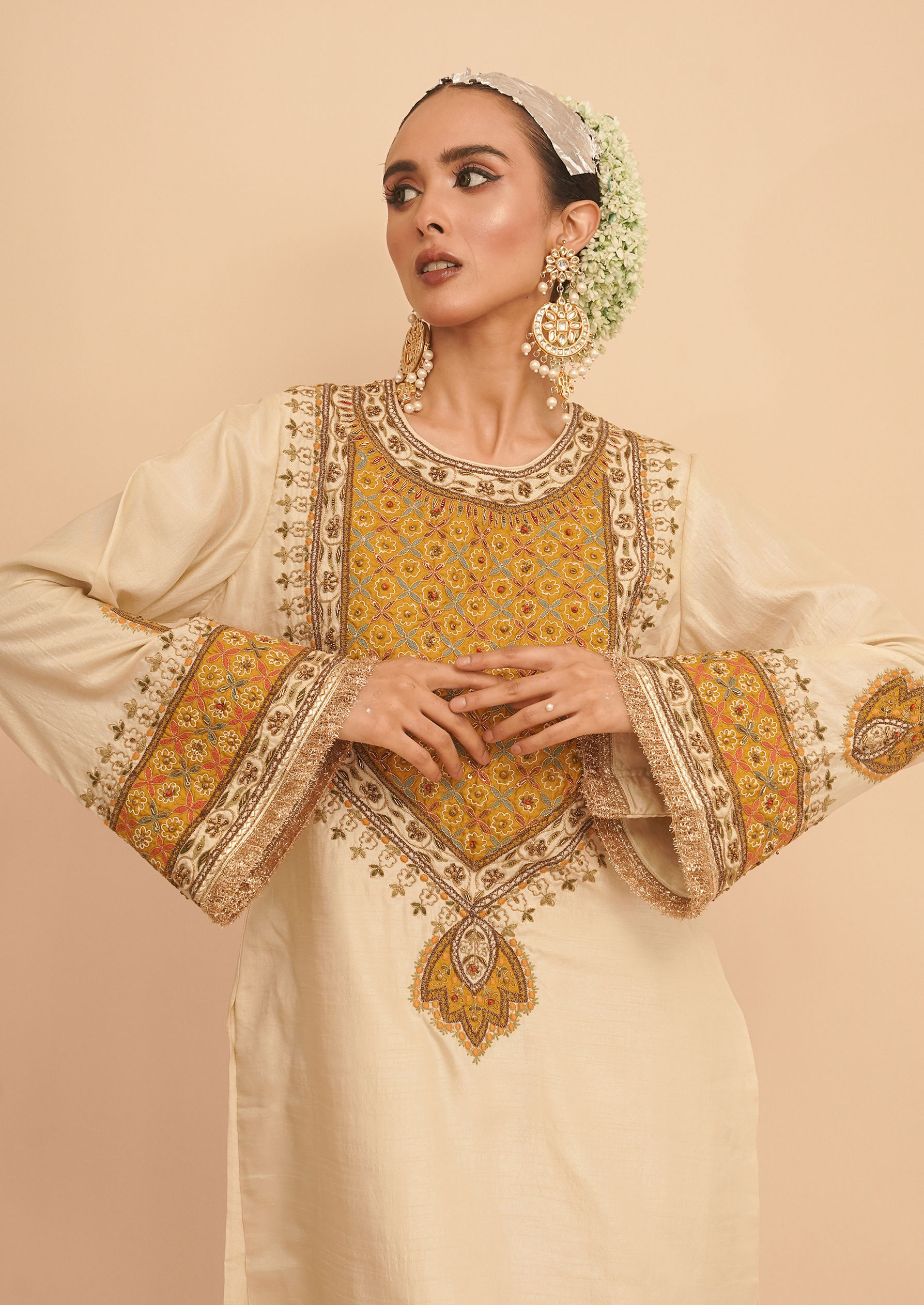 alt message - Twamev Women Cream Elegance Stitched Suit image number 1