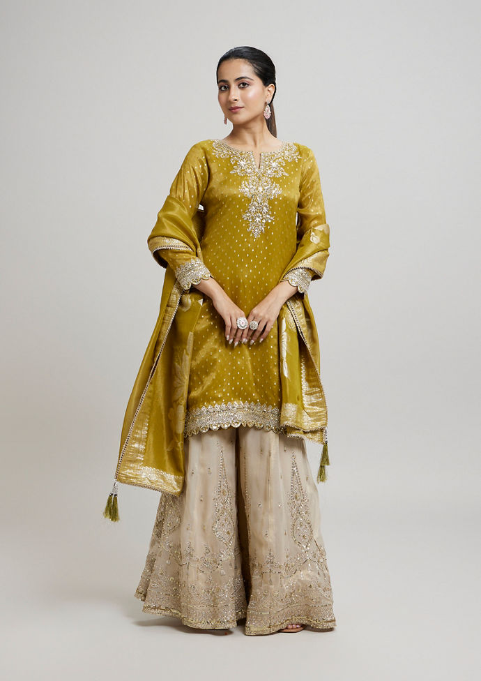 Twamev Women Enchanted Emerald Green Stitched Suit