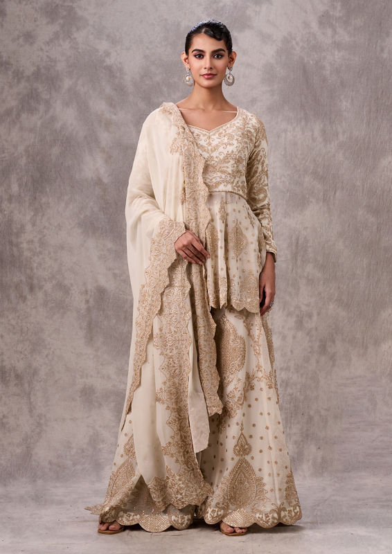 Twamev Women Enthralling Cream Stitched Suit Georgette