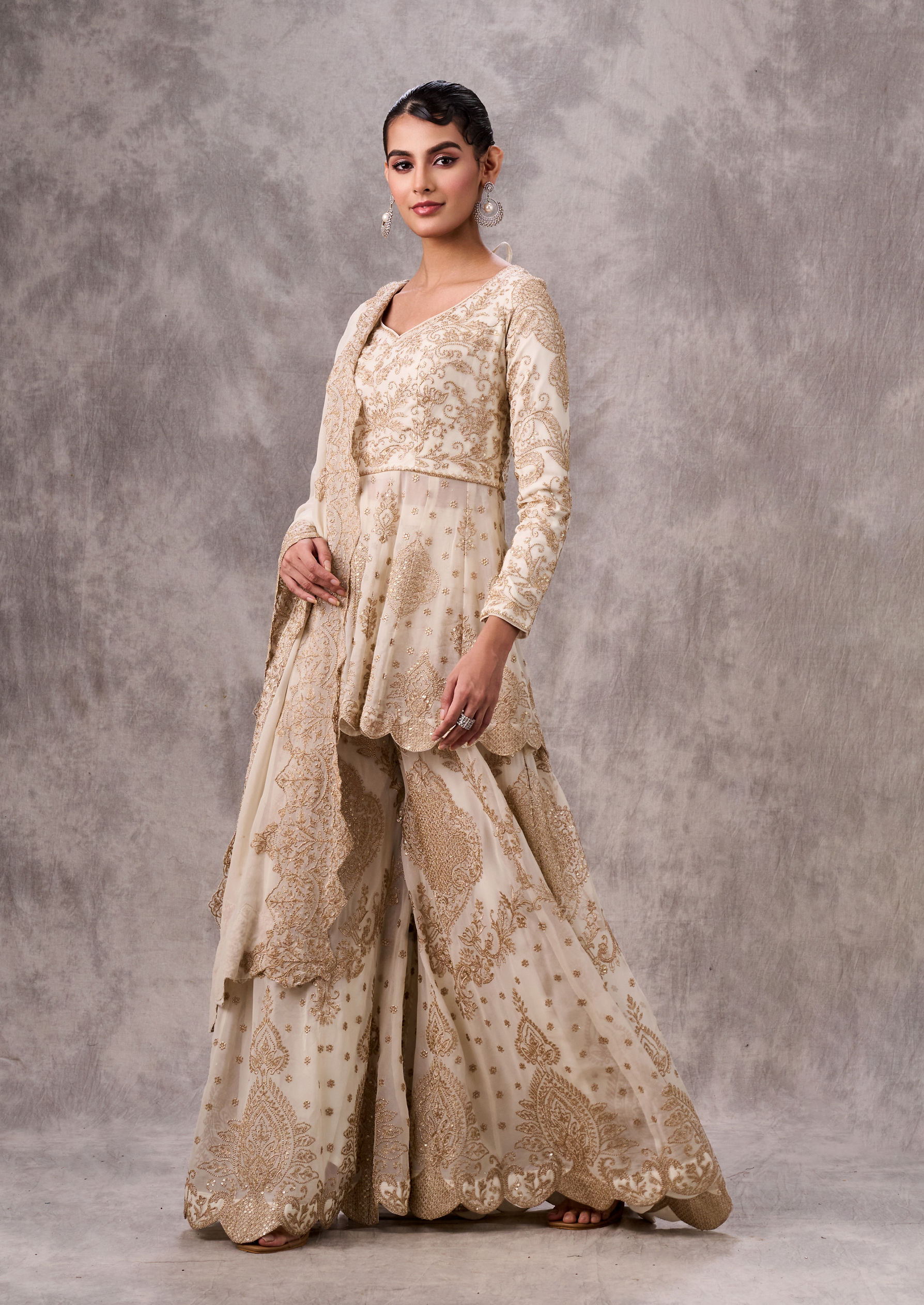 Twamev Women Enthralling Cream Stitched Suit Georgette