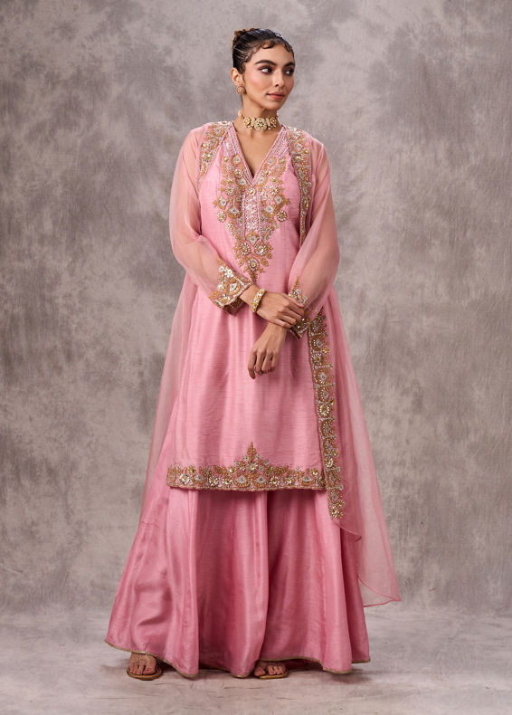 Twamev Women Dusty Pink Artistry Stitched Suit