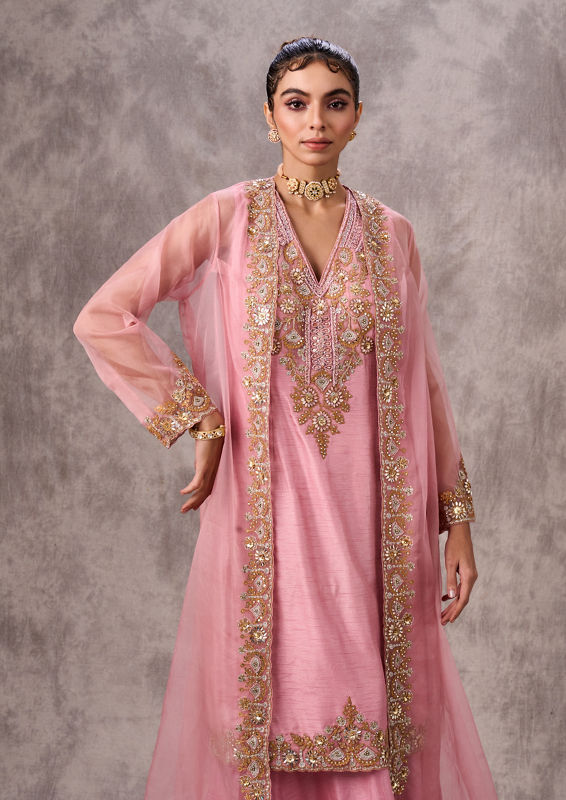 Twamev Women Dusty Pink Artistry Stitched Suit