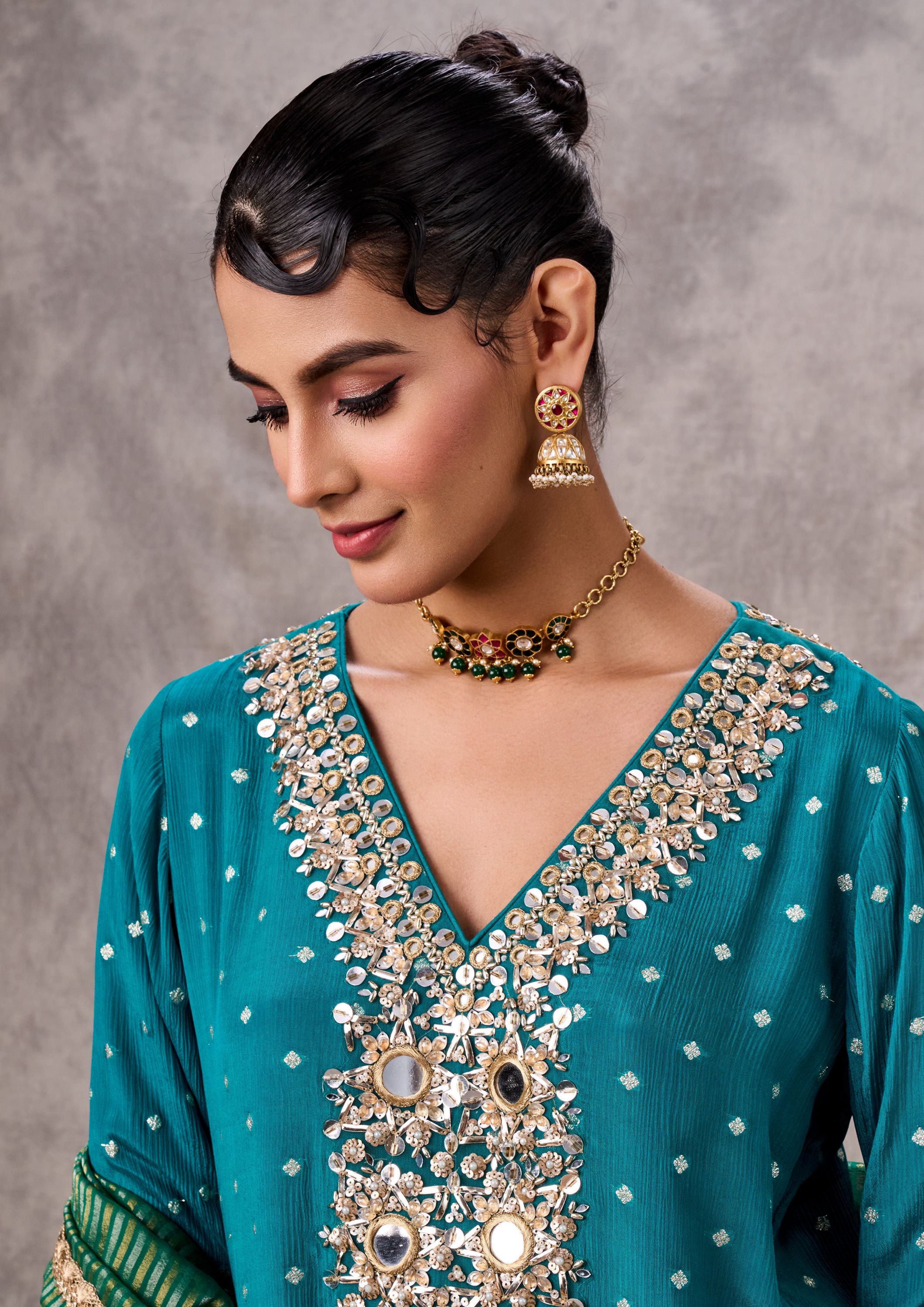 Twamev Women Rama Green Chinon Stitched Suit
