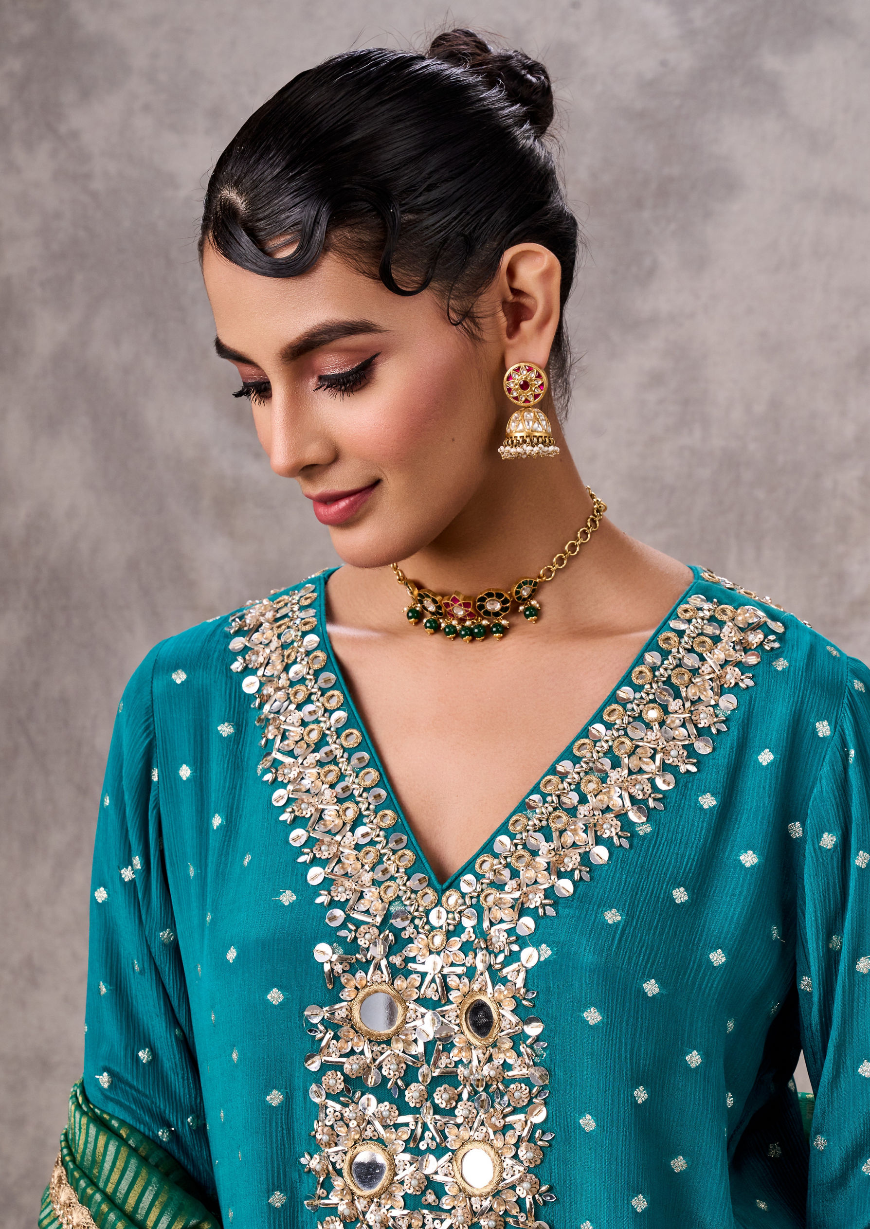 Twamev Women Rama Green Chinon Stitched Suit