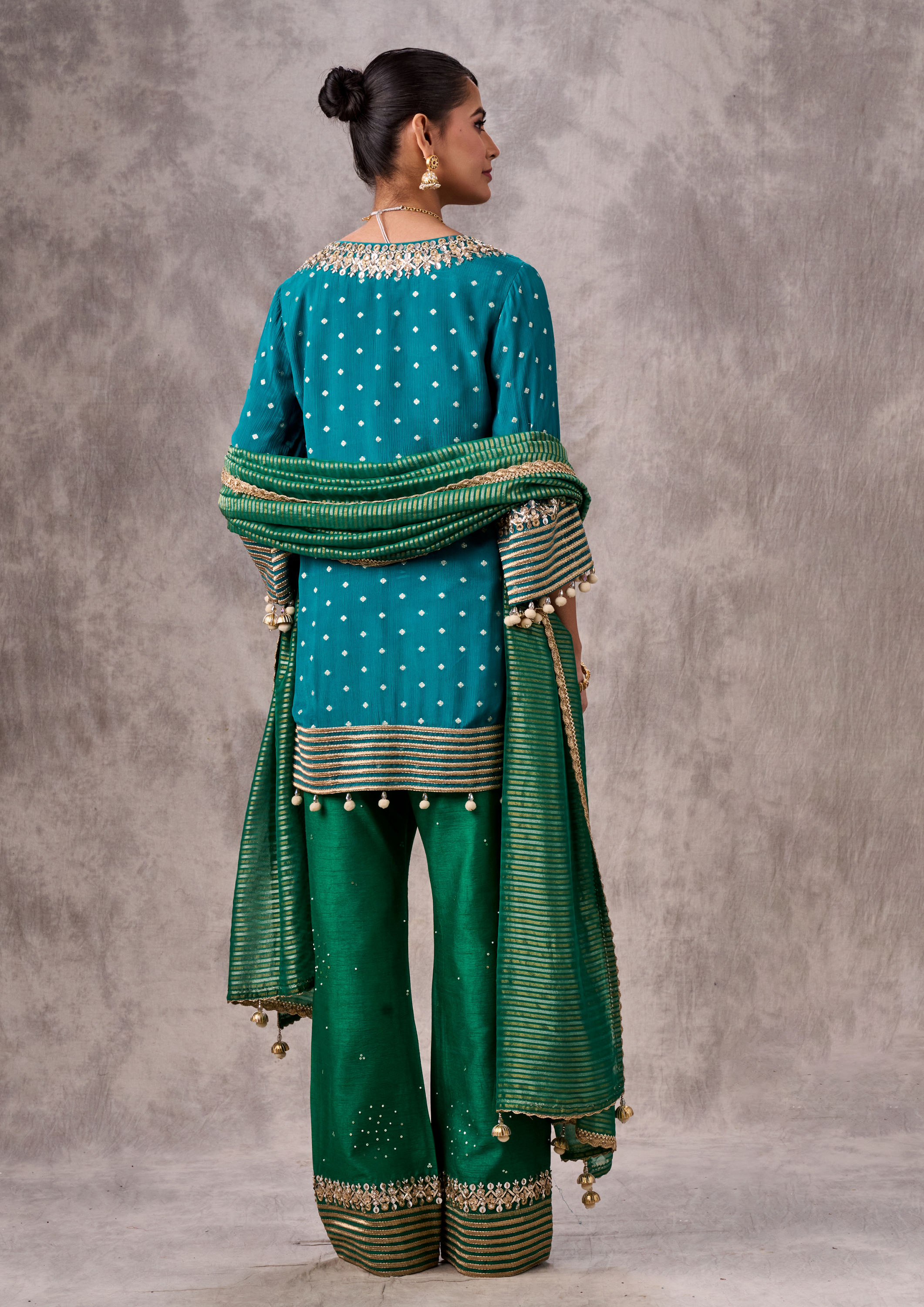 Twamev Women Rama Green Chinon Stitched Suit