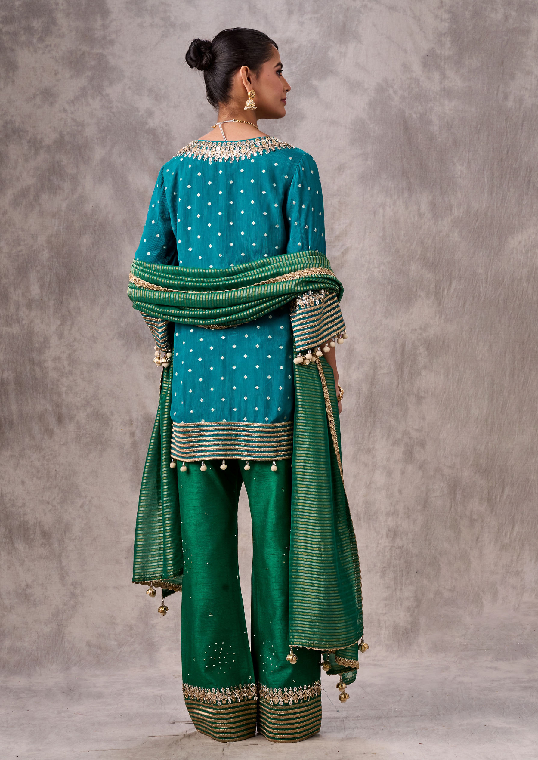 Twamev Women Rama Green Chinon Stitched Suit