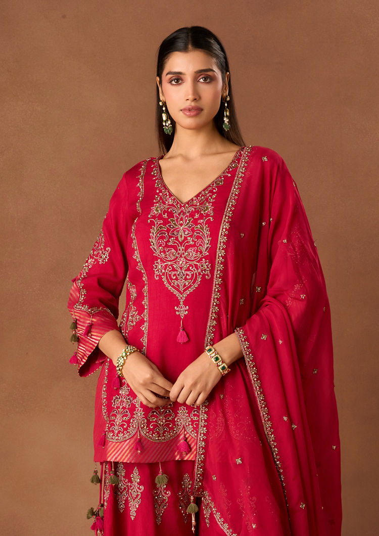 Twamev Women Pink Silk Stitched Suit with Embroidery