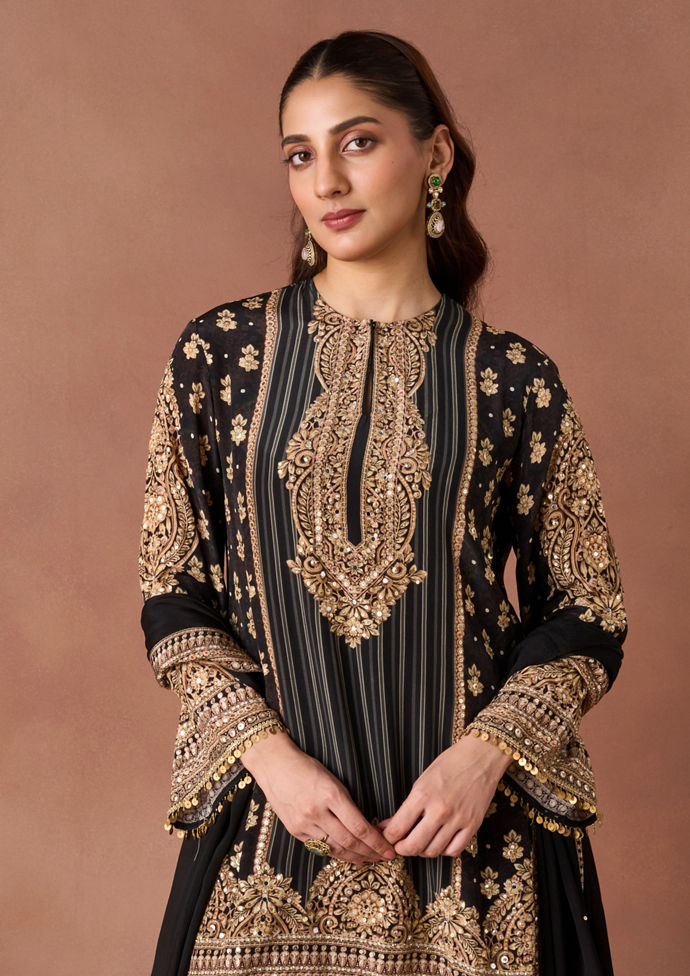 Twamev Women Noir Printed Black Stitched Suit