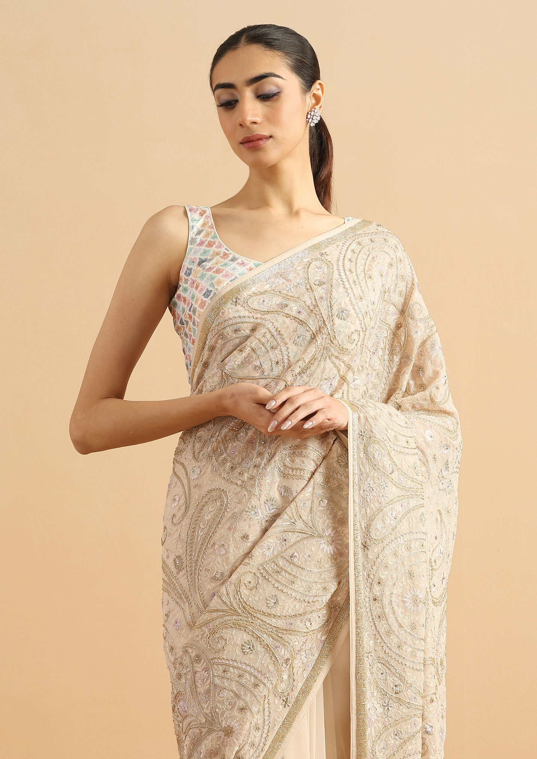 Twamev Women Graceful Cream Georgette Saree