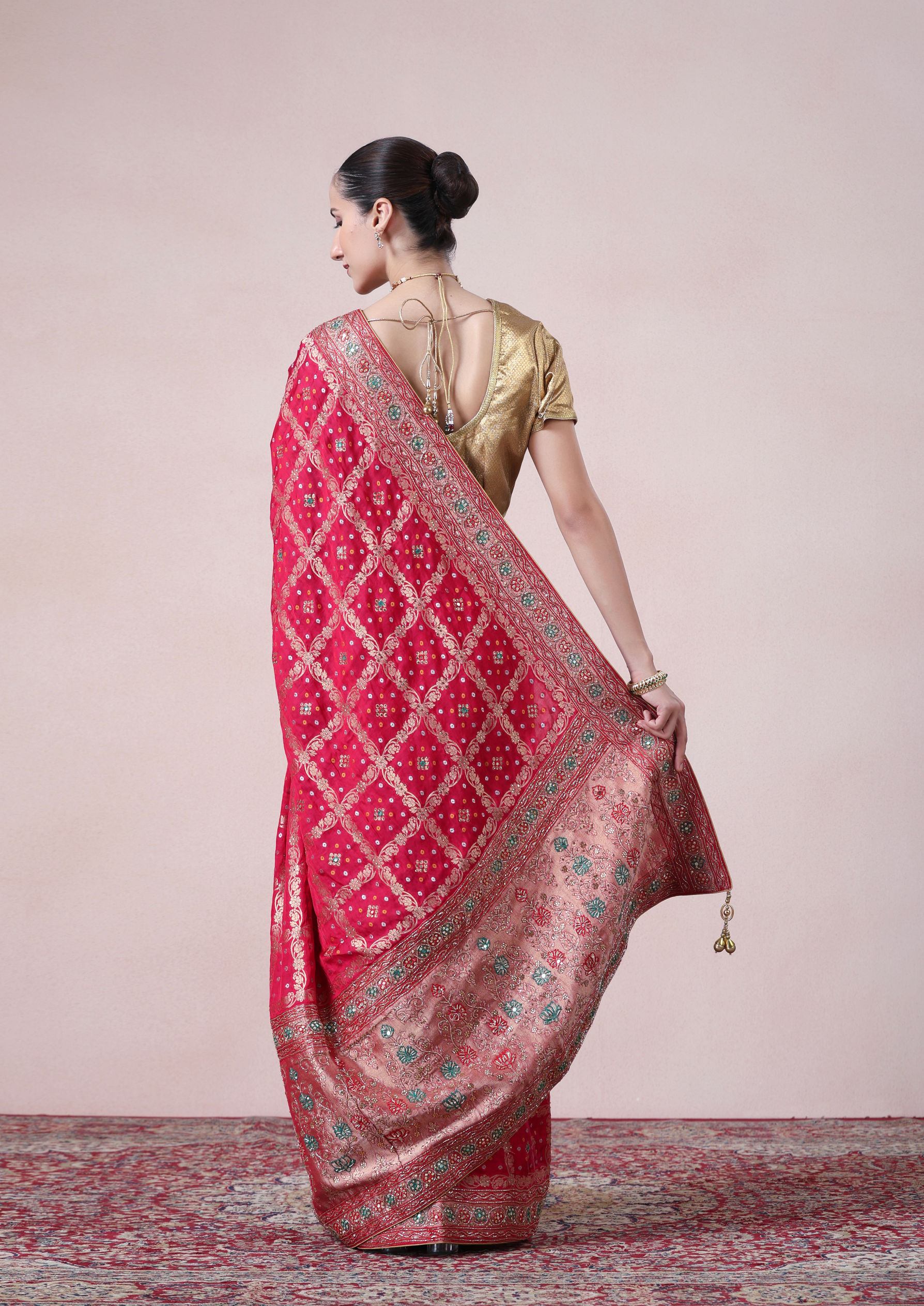 Twamev Women Royal Rani Luxe Satin Saree
