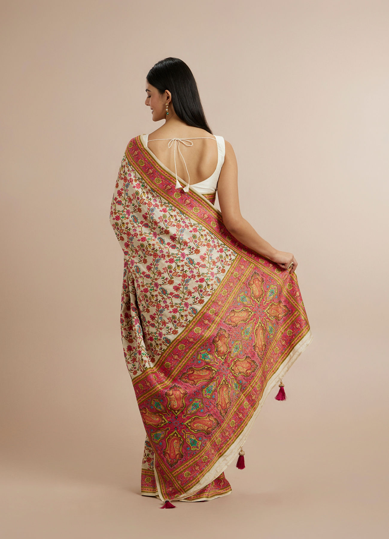 Twamev Women Cream Silk Multicolour Floral Woven Saree