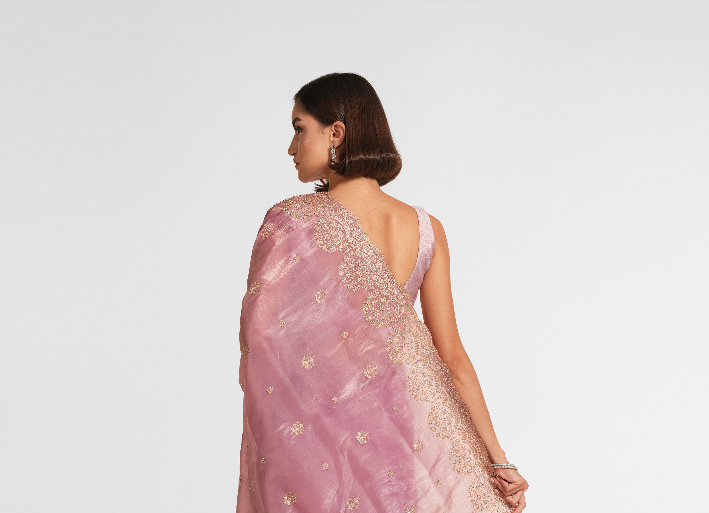 Twamev Women Dusty Pink Swirl Organza Saree