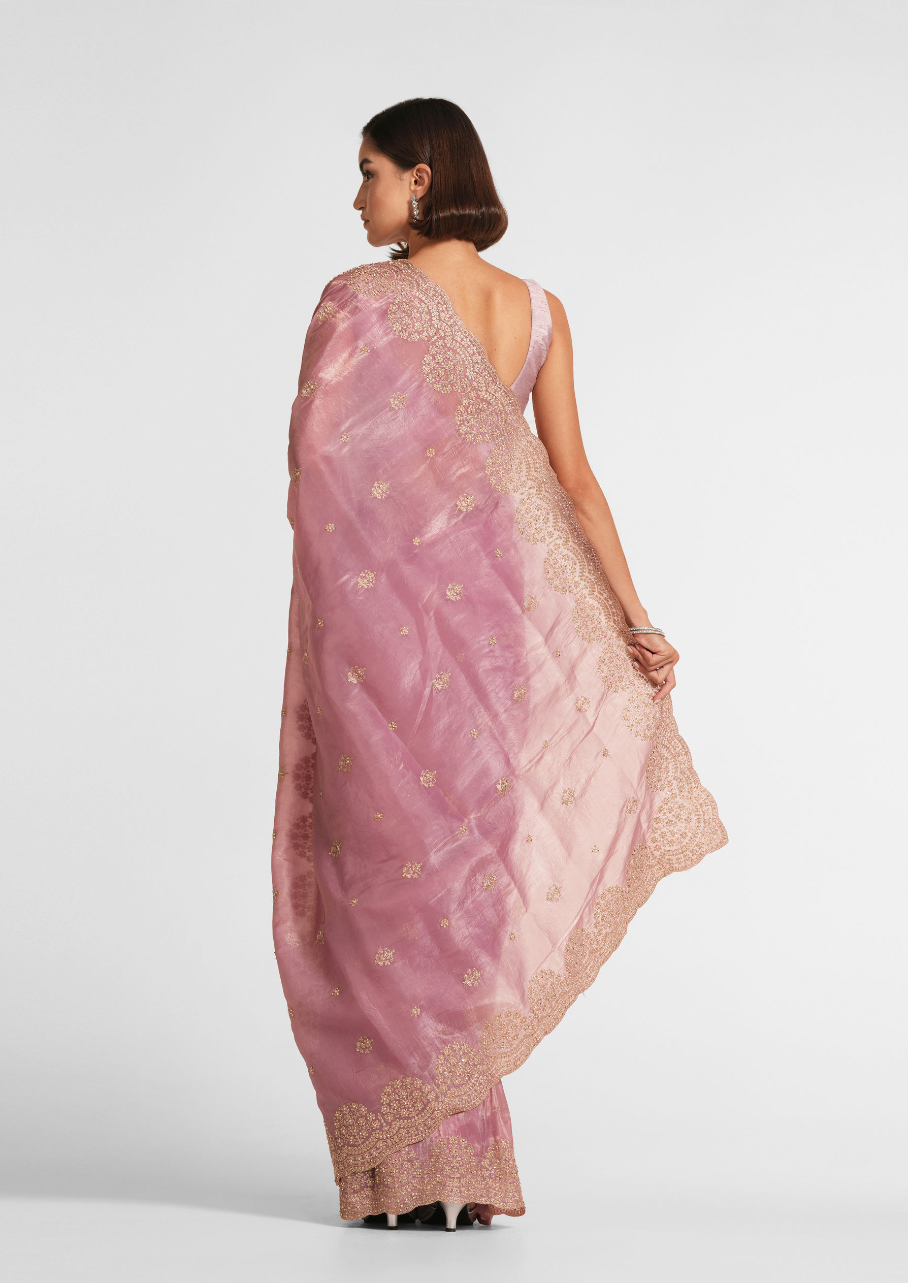 Twamev Women Dusty Pink Swirl Organza Saree