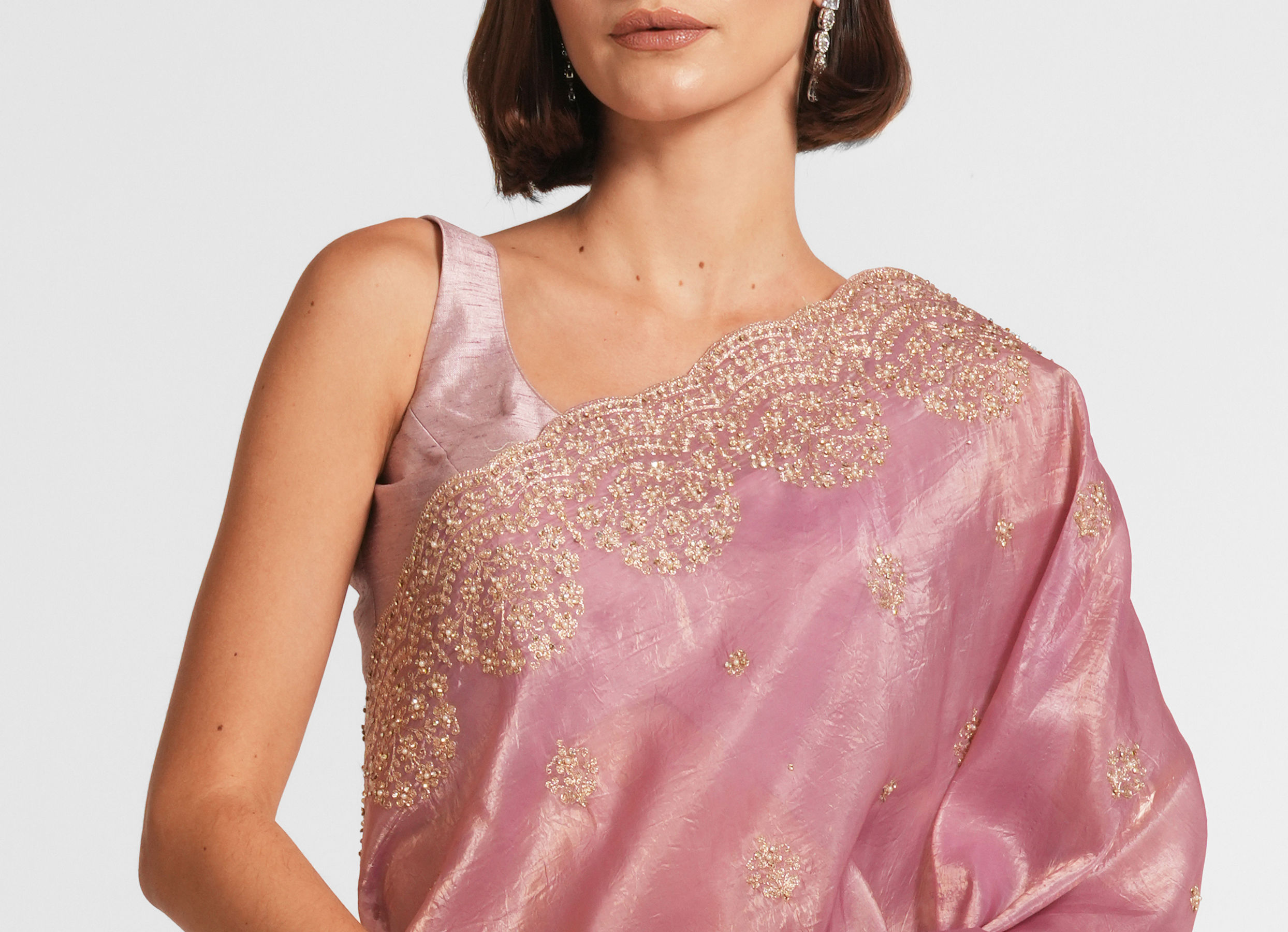 Twamev Women Dusty Pink Swirl Organza Saree