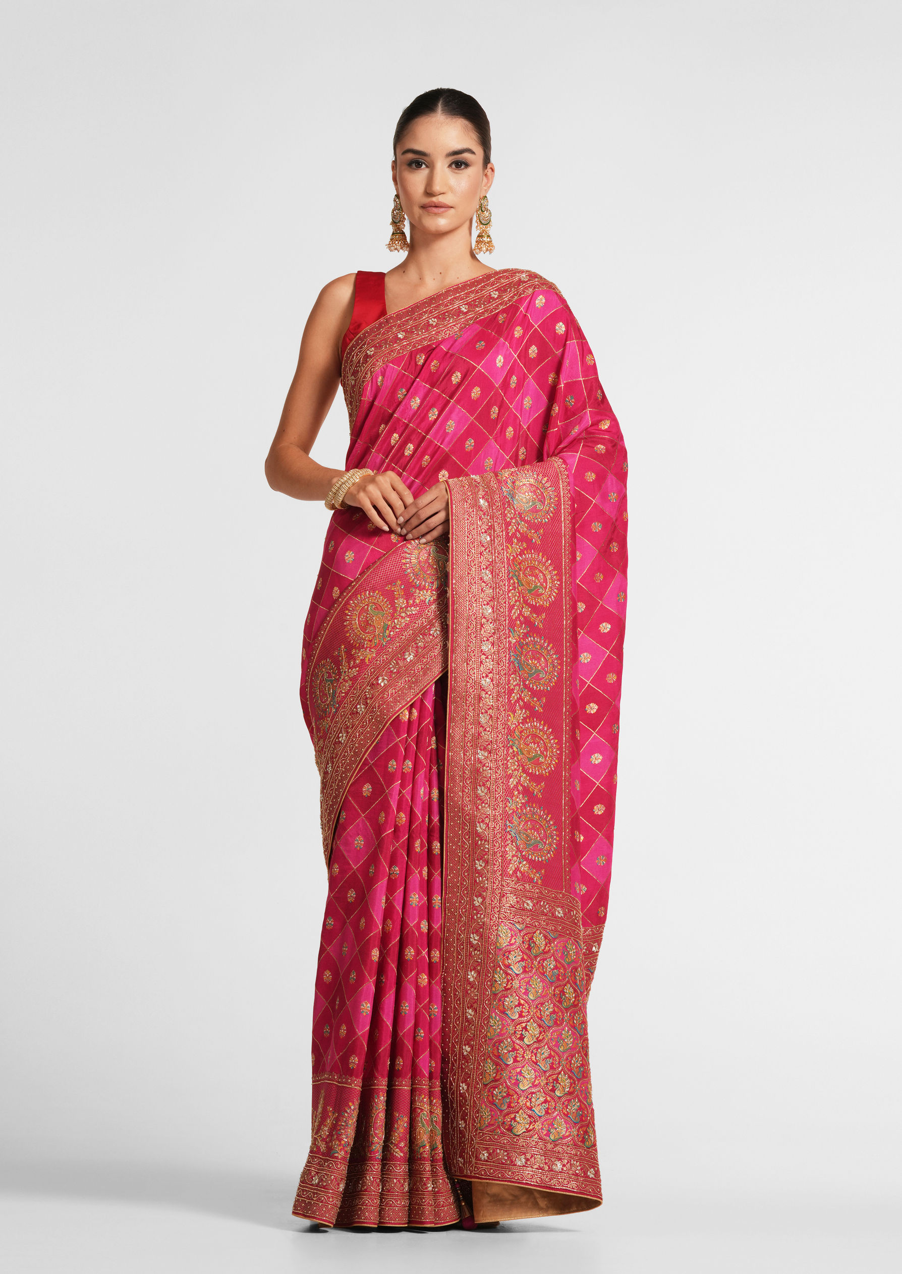 Twamev Women Ravishing Rani Art Silk Saree