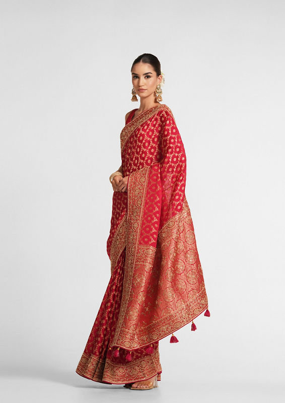 Twamev Women Graceful Rani Wedding Saree
