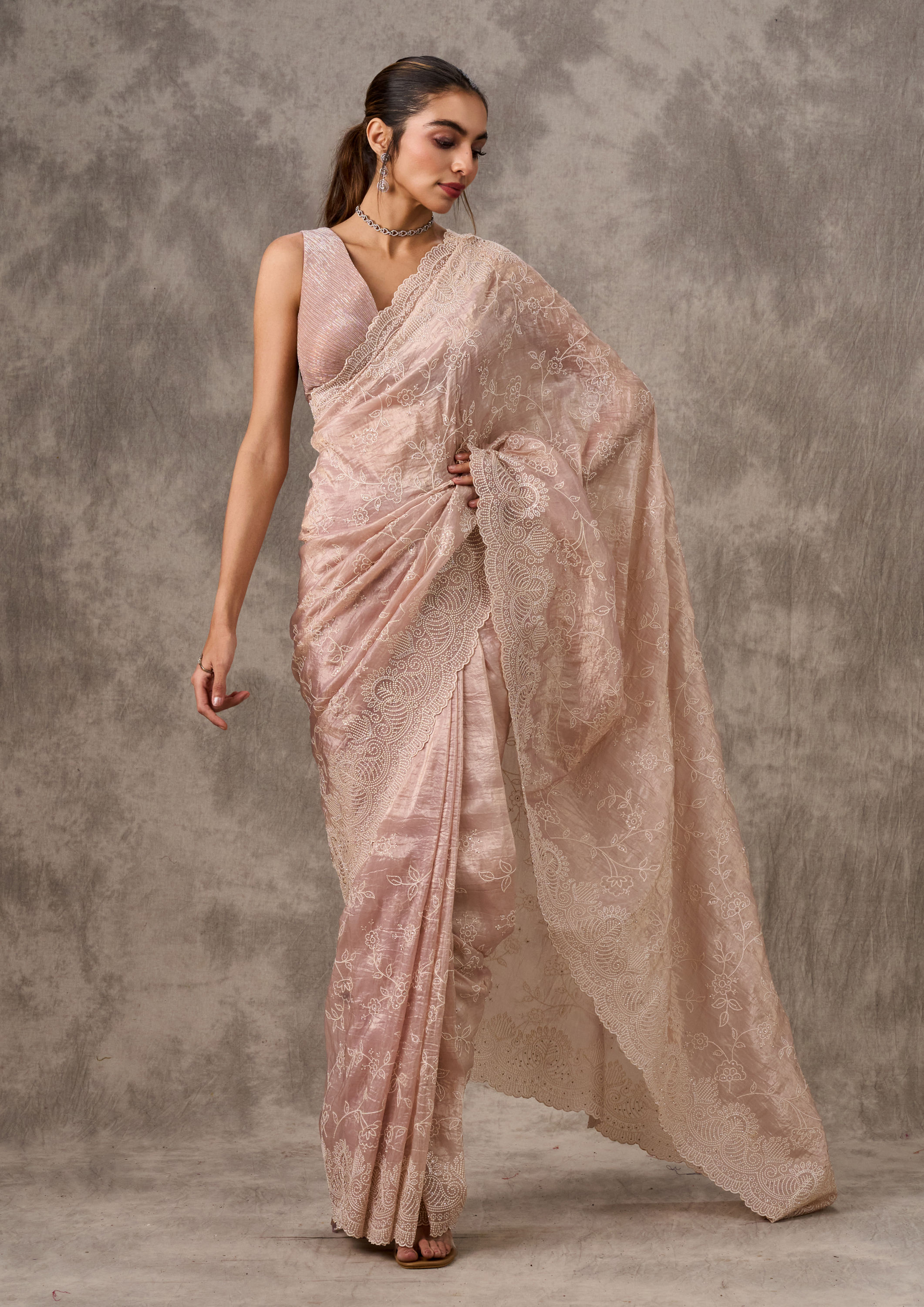 Twamev Women Enchanting Dusty Pink Organza Saree