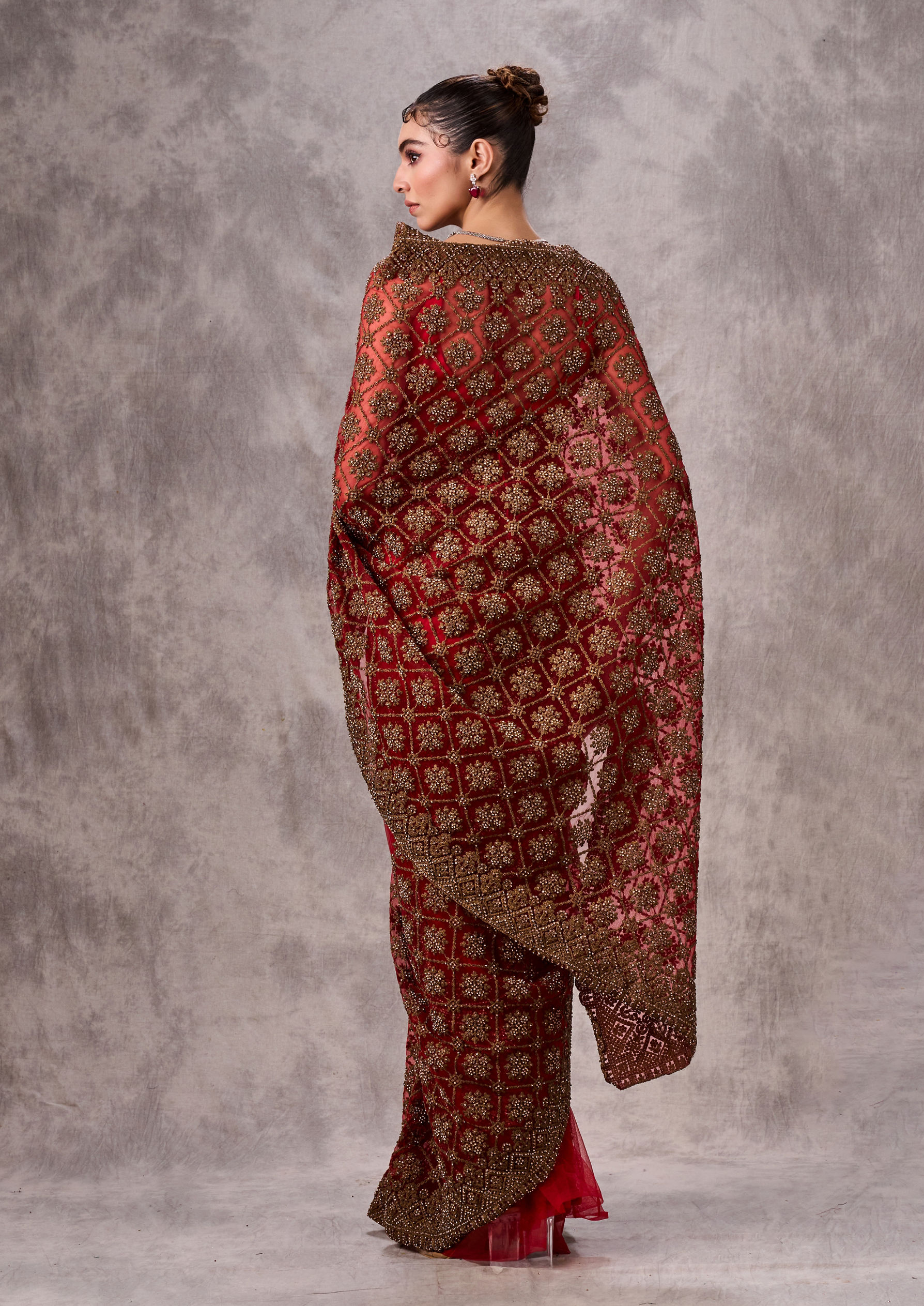 Twamev Women Garnet Radiance Net Saree