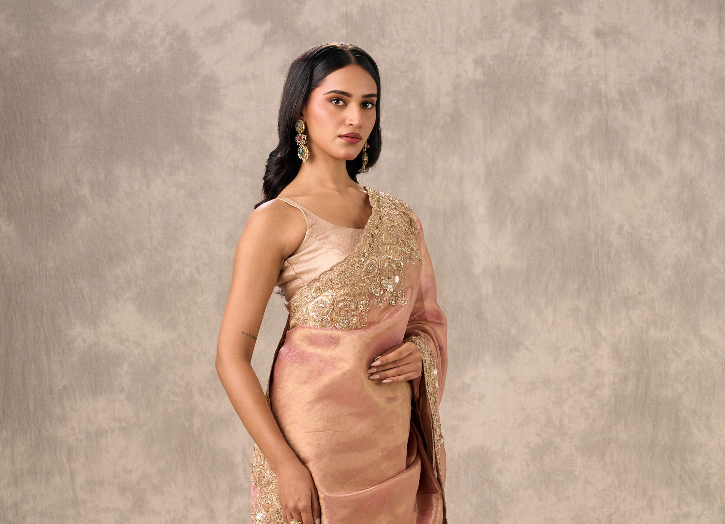 Twamev Women Peach Tissue Zardosi Paisley Embroidered Saree