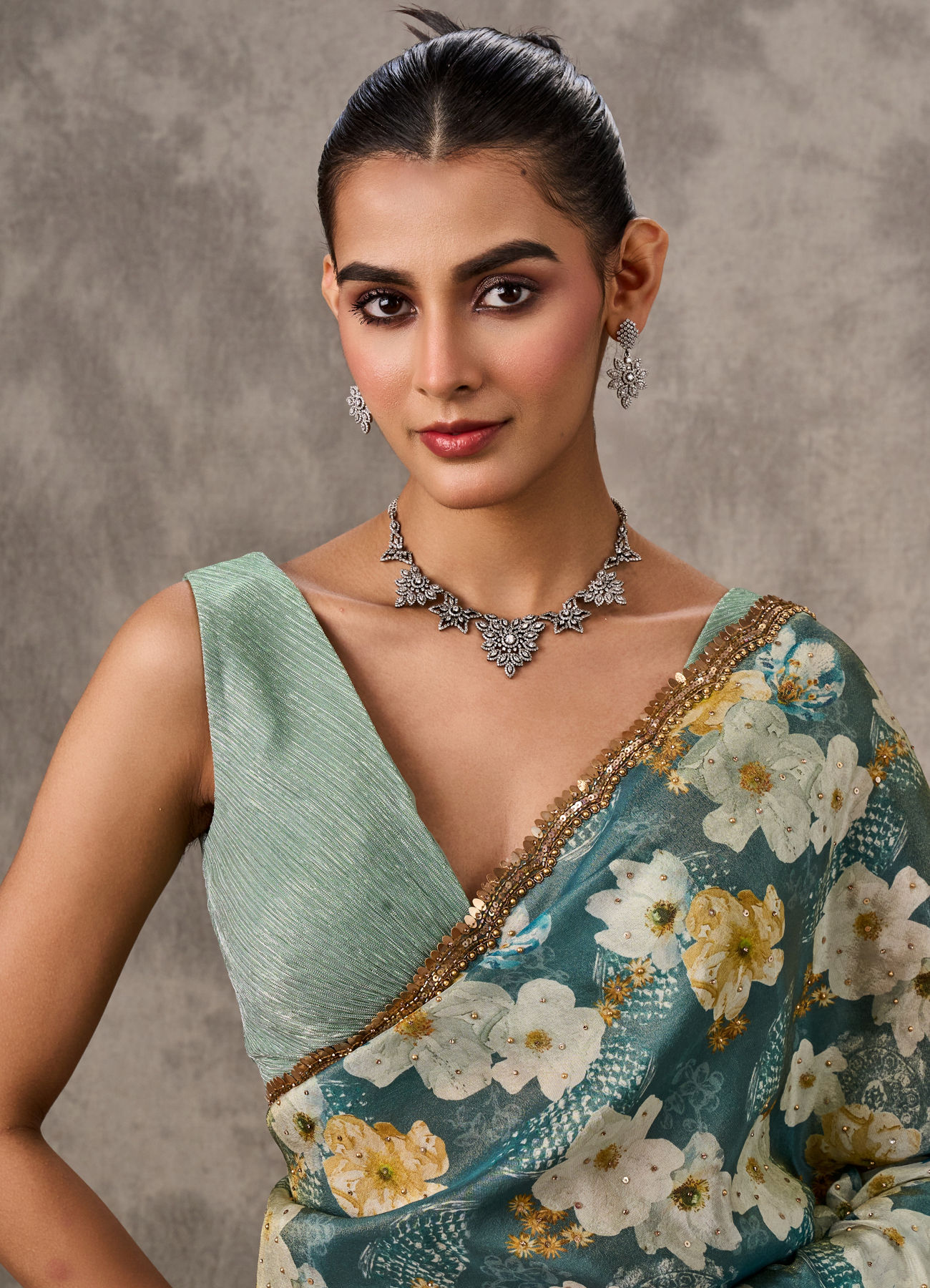 Twamev Women Light Blue Tissue Elegance Saree