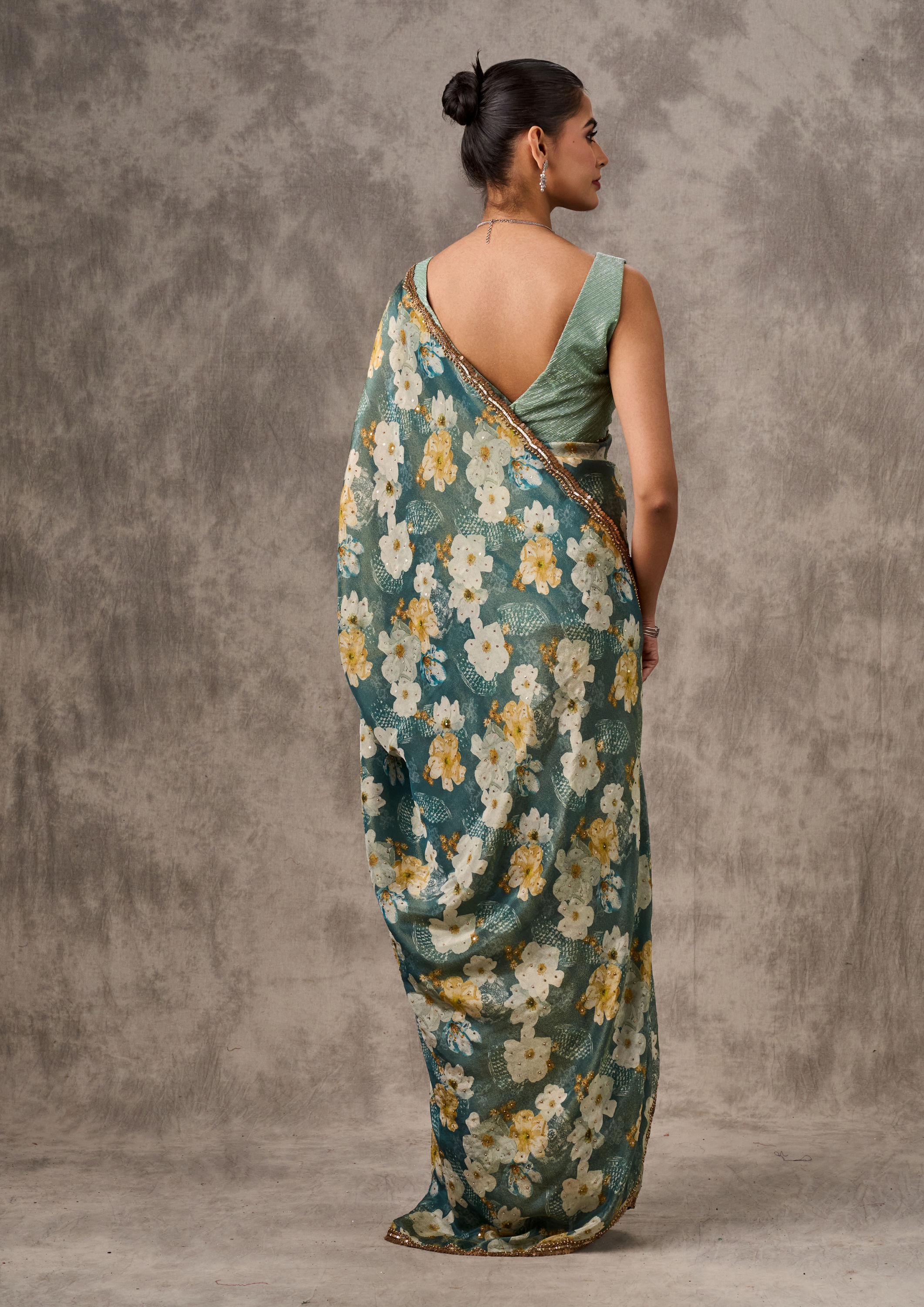 Twamev Women Light Blue Tissue Elegance Saree