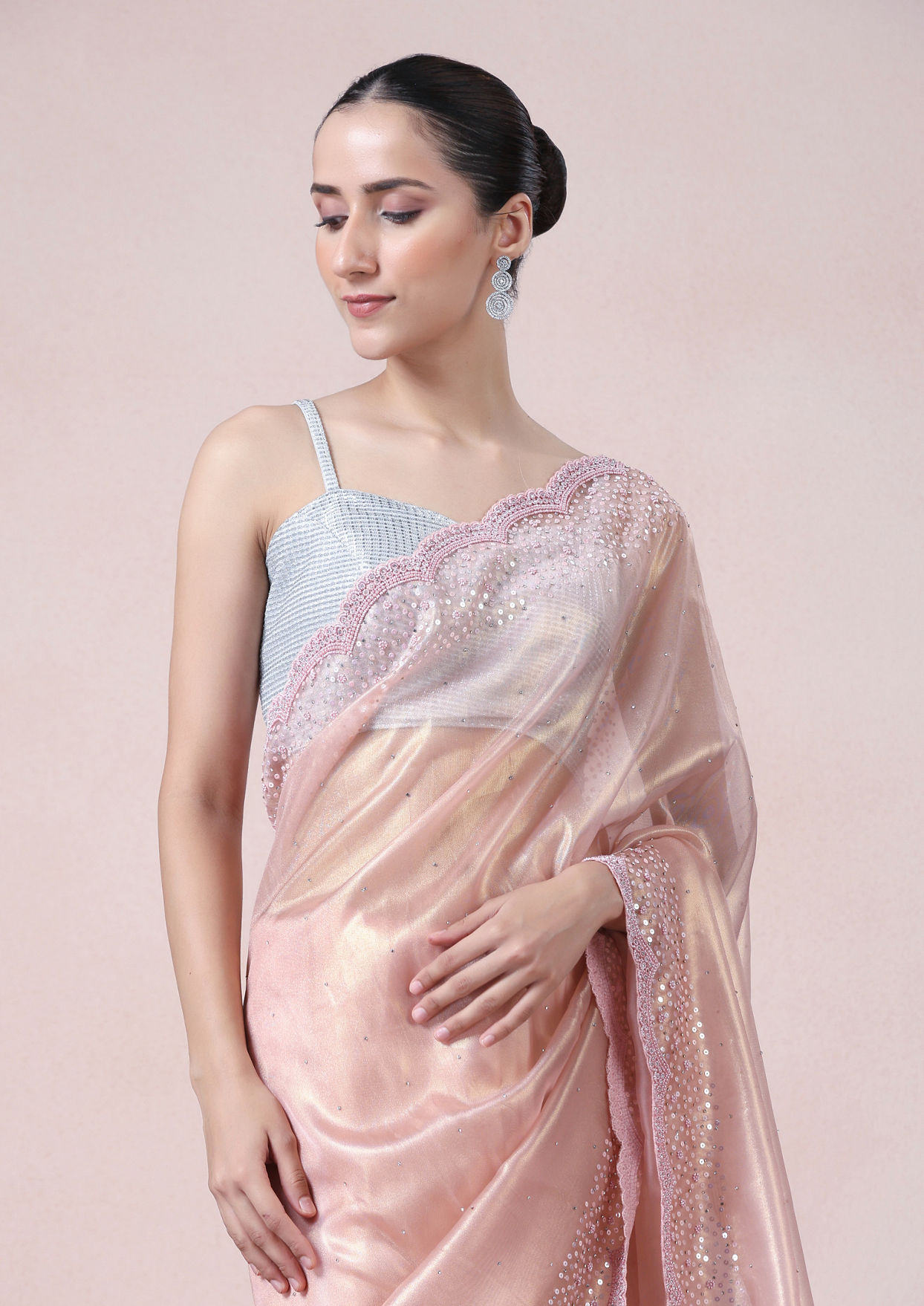 alt message - Twamev Women Subtle Luxury Pink Organza Saree image number 1