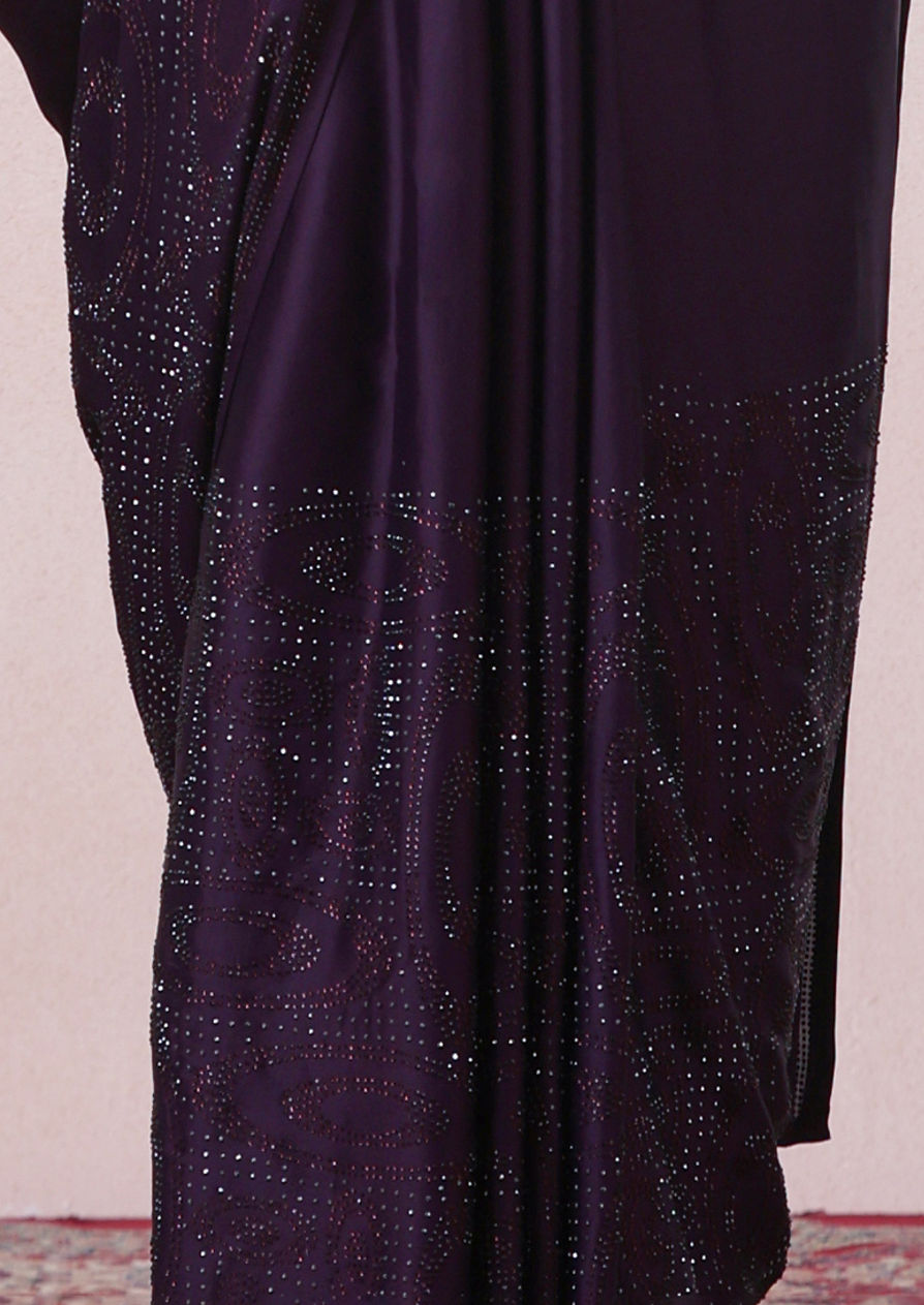 alt message - Twamev Women Dazzling Dark Purple Satin Saree image number 4