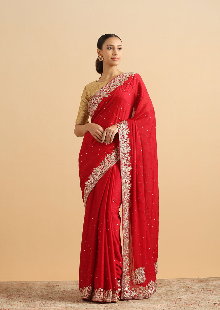 alt message - Twamev Women Timeless Red Bridal Saree image number 0