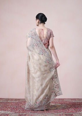 alt message - Twamev Women Graceful Fawn Floral Saree image number 2