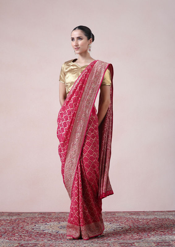 Twamev Women Royal Elegance in Rani Georgette Saree
