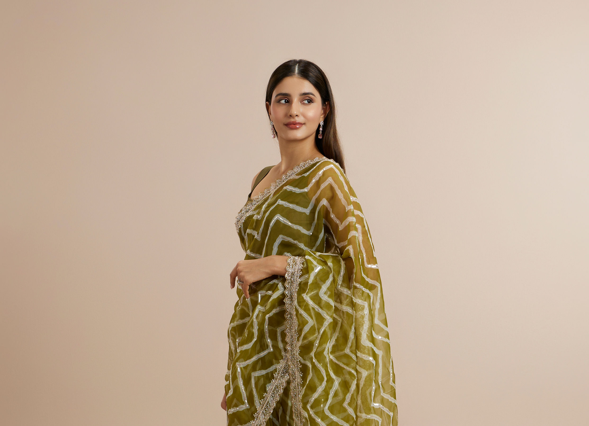 Twamev Women Emerald Organza Charm Saree