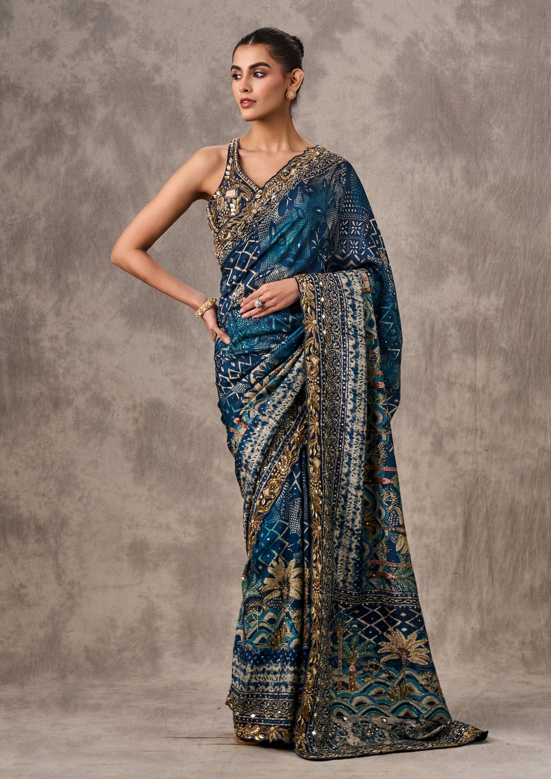 Twamev Women Indigo Blue Elegance Silk Saree
