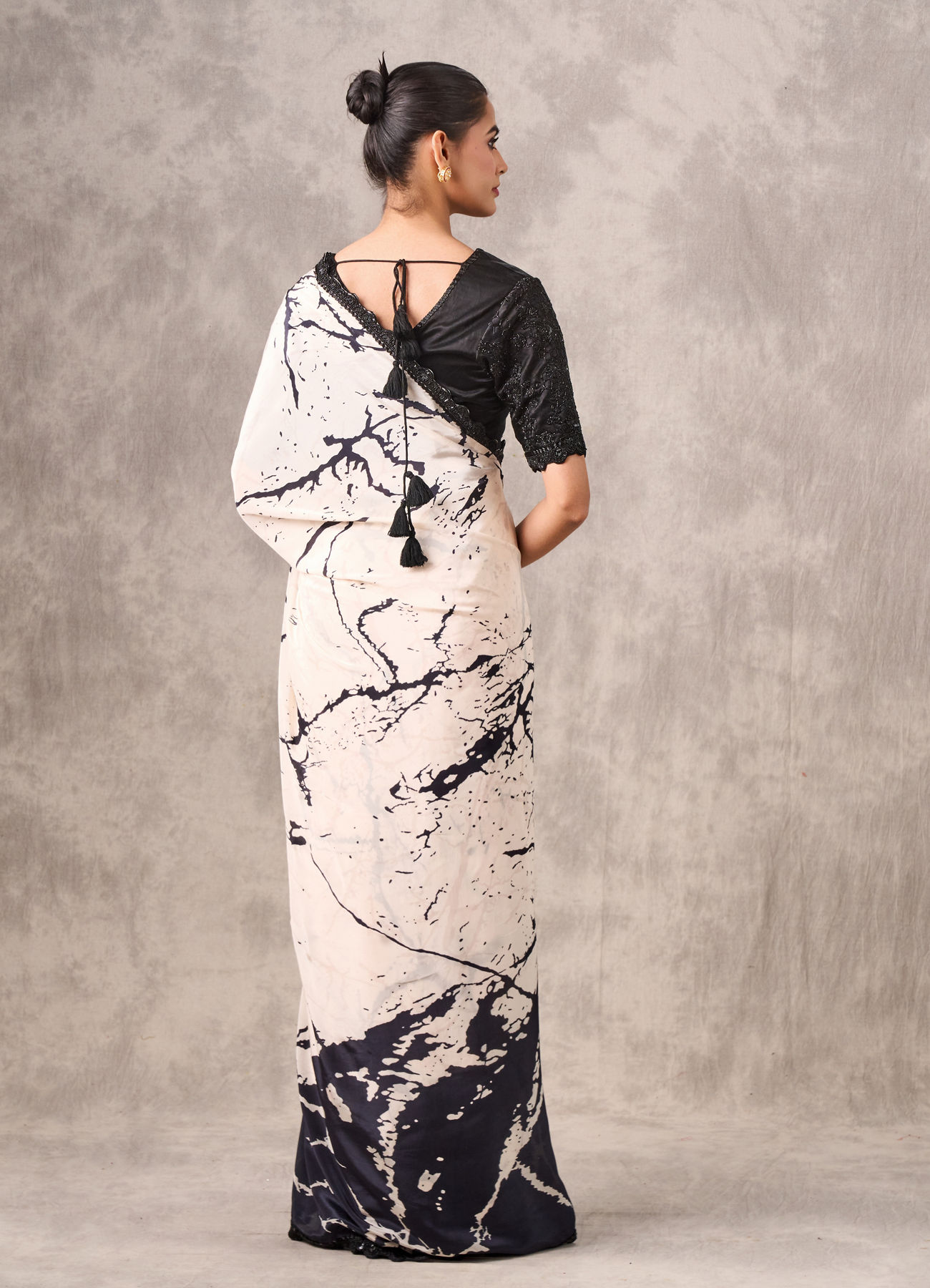 Twamev Women Creamy Elegance Satin Saree