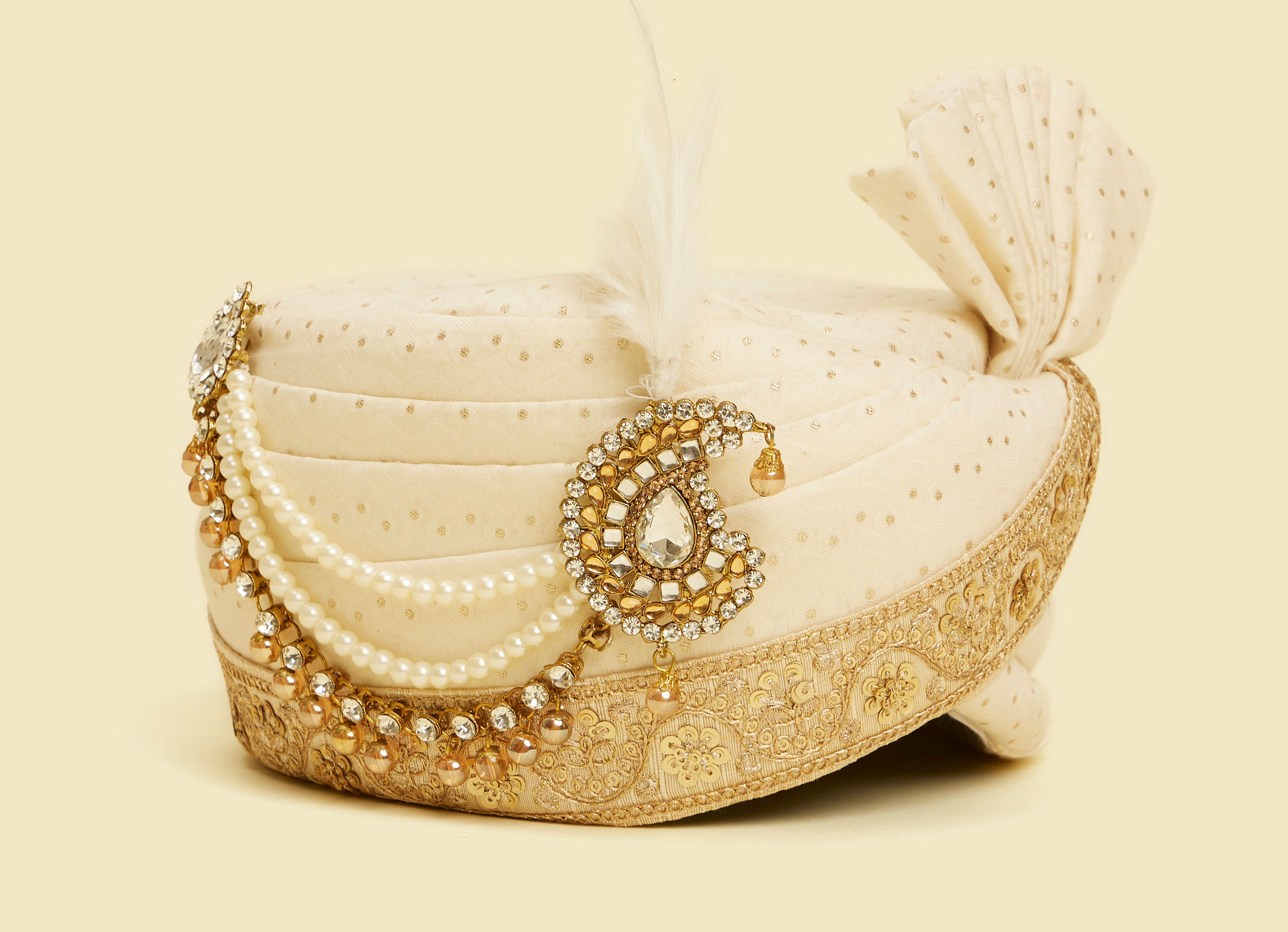 Twamev Men Elegant Cream Chanderi Safa